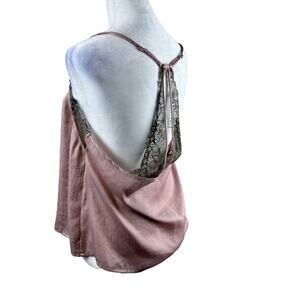 Midnight Bakery Cami Women Medium Pink Lace‎ Sleeveless